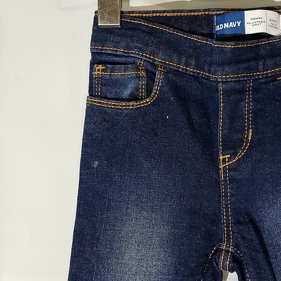 Old Navy Pull-On Skinny Jeans with Adjustable Waist, Size 3T (small Red Stains) - Picture 3 of 16